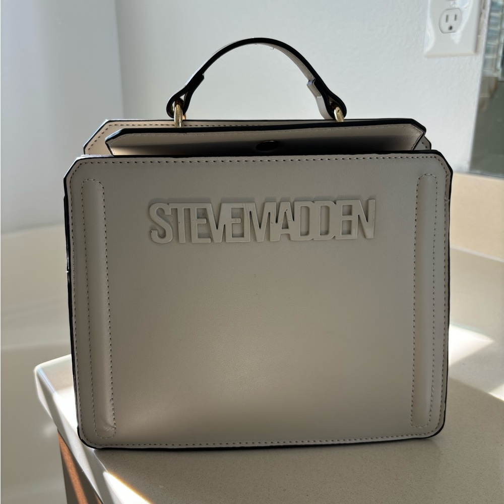 Steve Madden Evelyn Crossbody Bag in Oat Milk